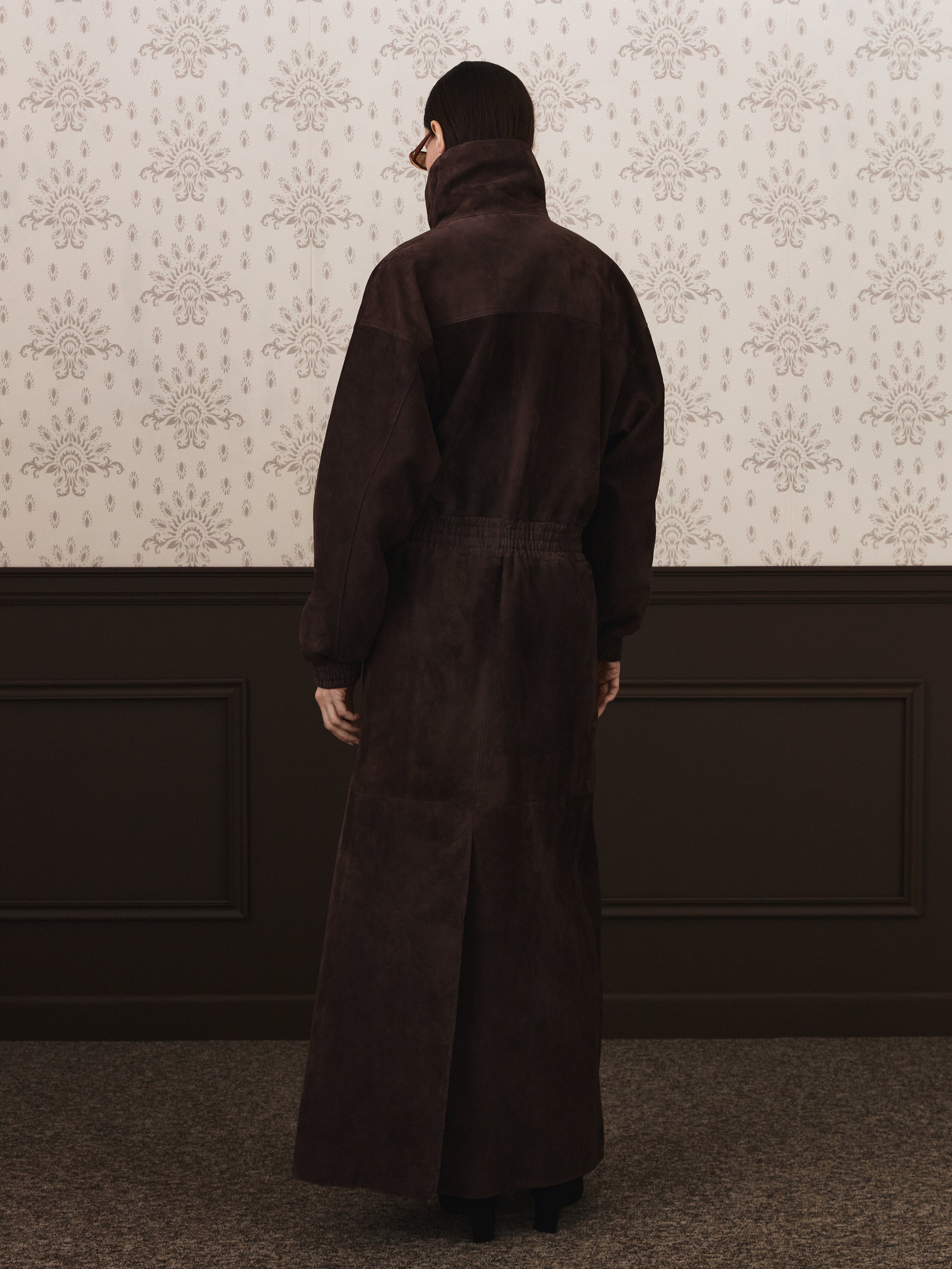 NEUS suede trench coat chocolate