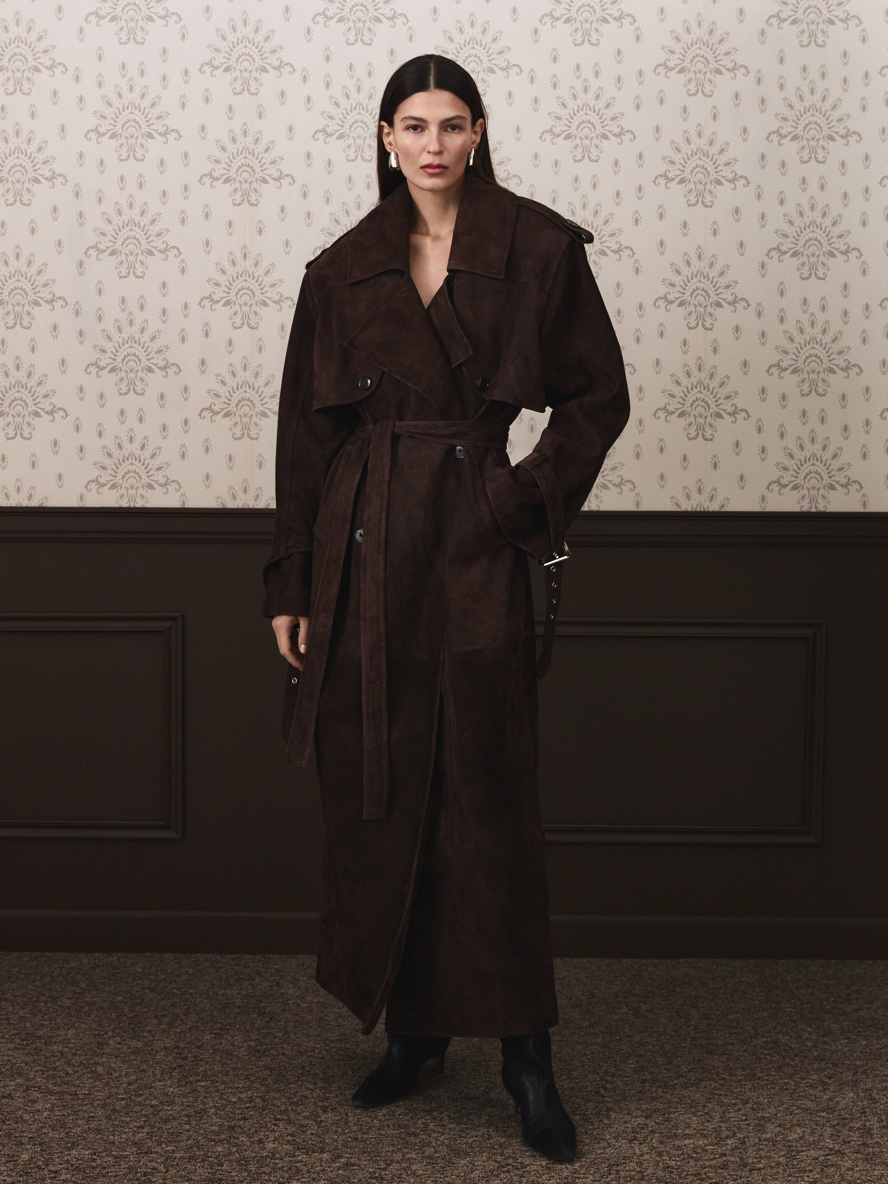 NEUS suede trench coat chocolate