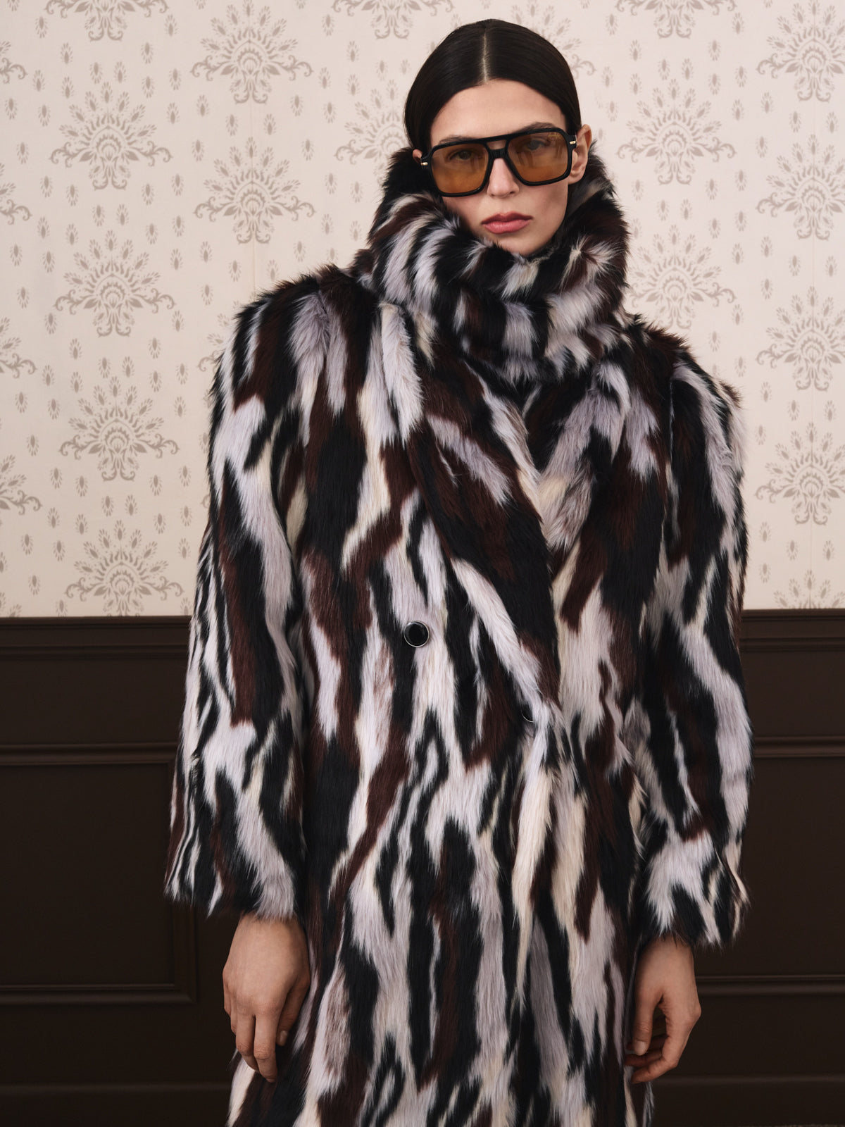 THEA fur coat black / white