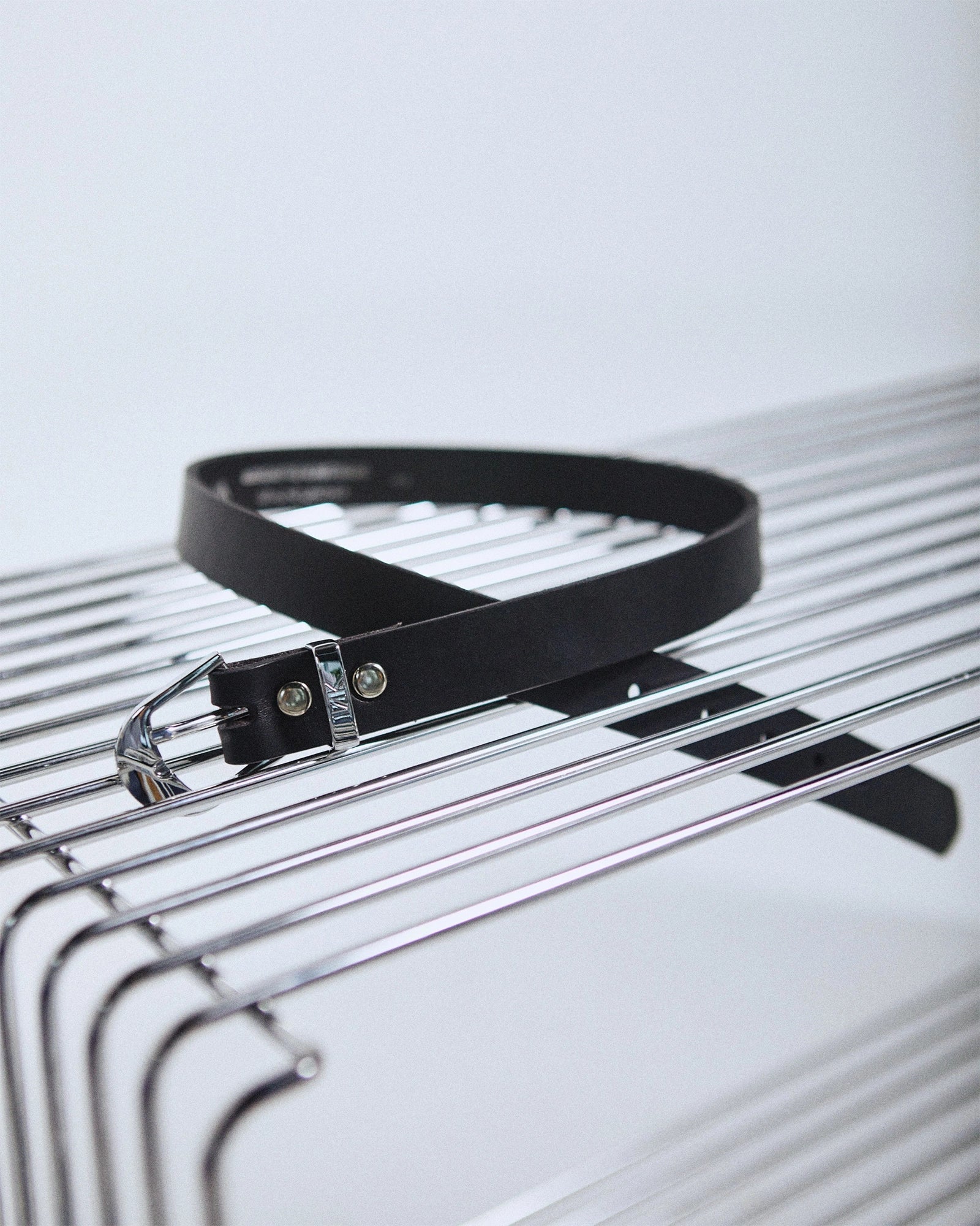 IZK thin belt black