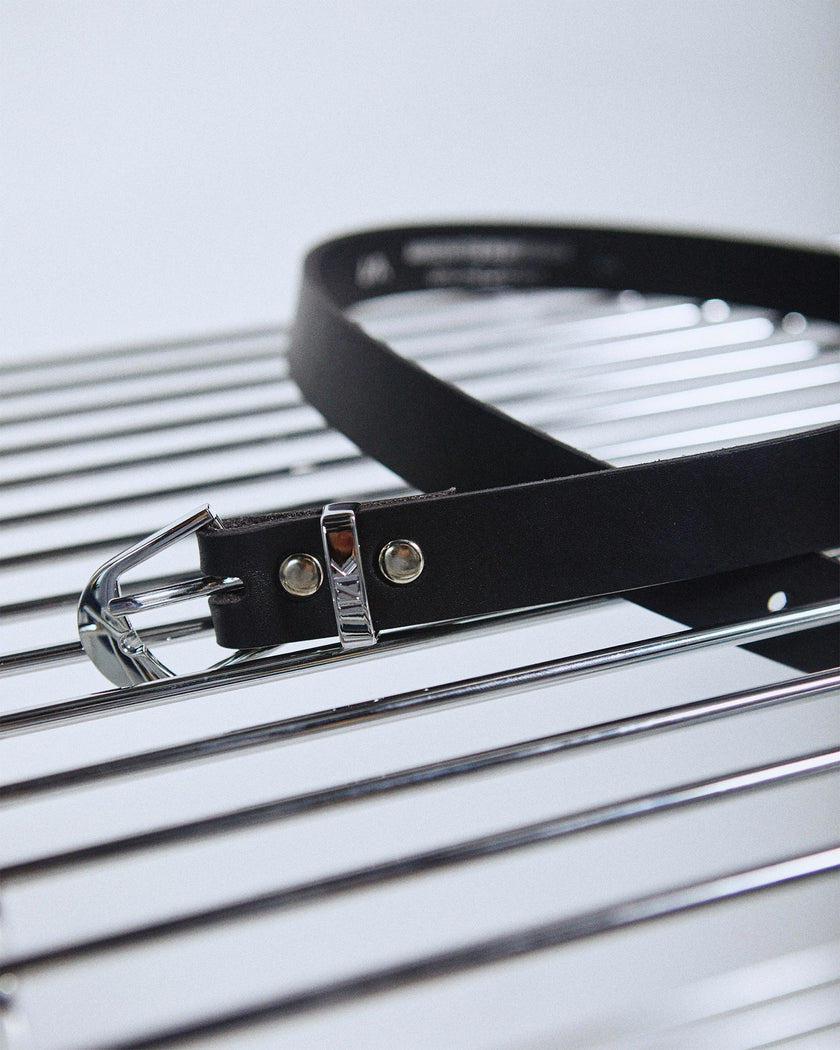 IZK thin belt black