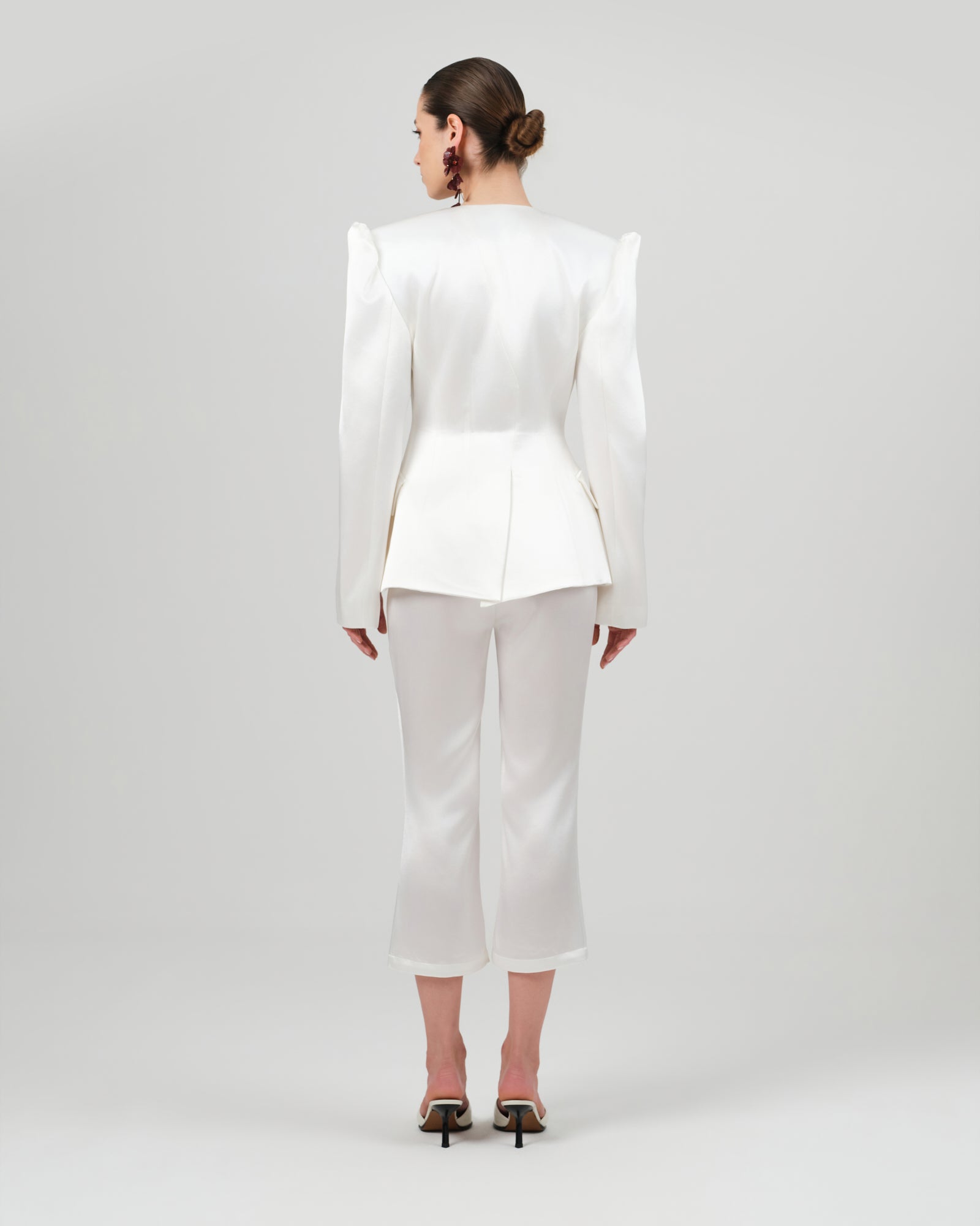 REA pants white satin