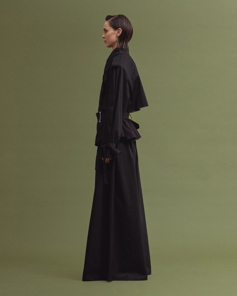 NOVA cropped trench black
