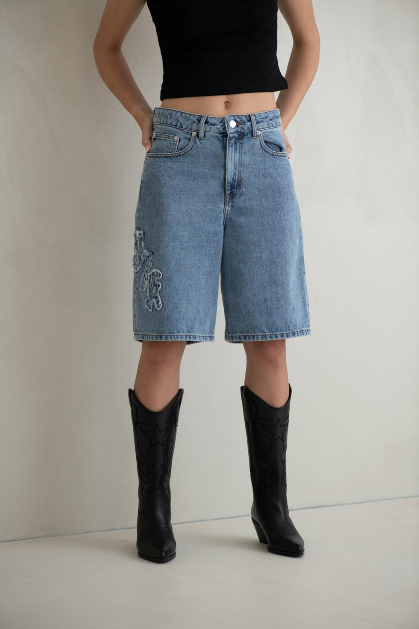 VELA long shorts